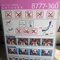 國泰航空波音B777-300型客機安全指示卡
