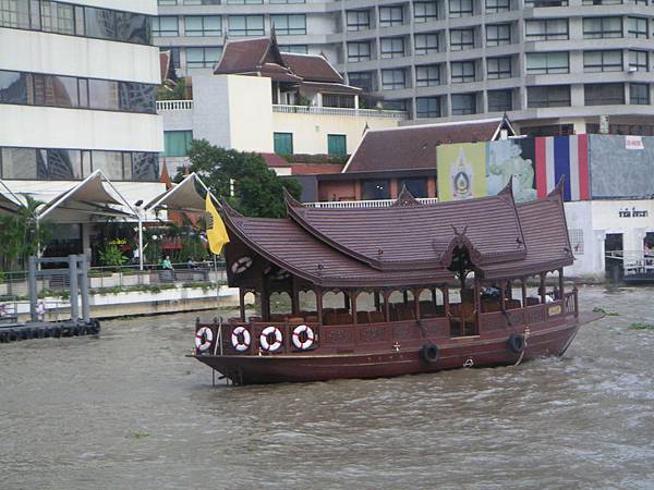 曼谷文華東方酒店的免費接駁船