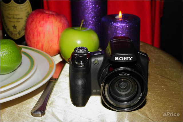 Sony DSC-HX1_4.jpg Sony DSC-HX1_4.jpg