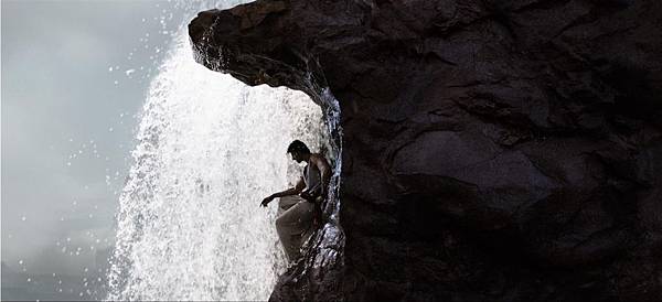 Baahubali-waterfall.jpg
