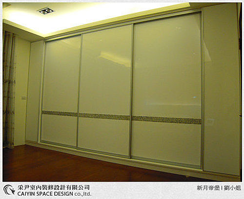 衣櫃設計 系統櫃設計 居家裝潢 訂製家具  推拉門設計 鋁框門設計 (7).jpg