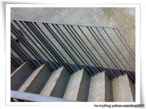 台中室內設計 鋼鋁工程 鋁門窗工程 鐵鋁門裝潢 (8).jpg