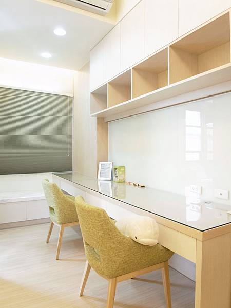 台中室內設計 玄關設計 客廳裝潢 系統櫃 櫥櫃五金 電視牆設計 展示櫃 (35).JPG