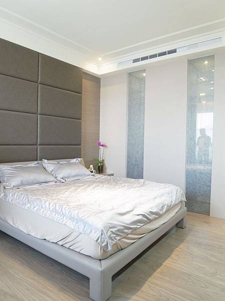 臥室設計 台中室內設計 系統櫃 住宅設計  (2).JPG