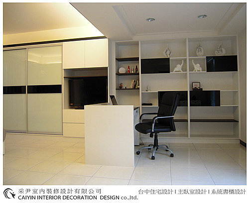 天花板設計 電視牆造型 沙發被牆設計 衣櫃設計 鋁框門設計 餐廳設計 玻璃工程  (5).jpg