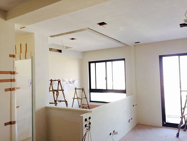 台中室內設計自遊自宅油漆工程噴塗施作 (8).jpg