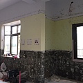 一樓空間磁磚剃除 (5).jpg