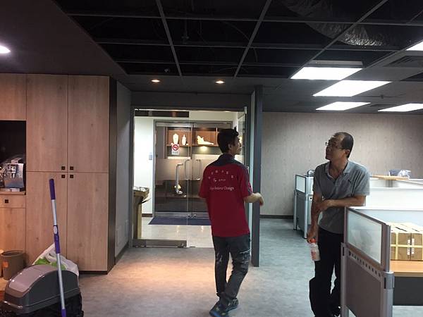 高雄辦公室 輕裝修設計