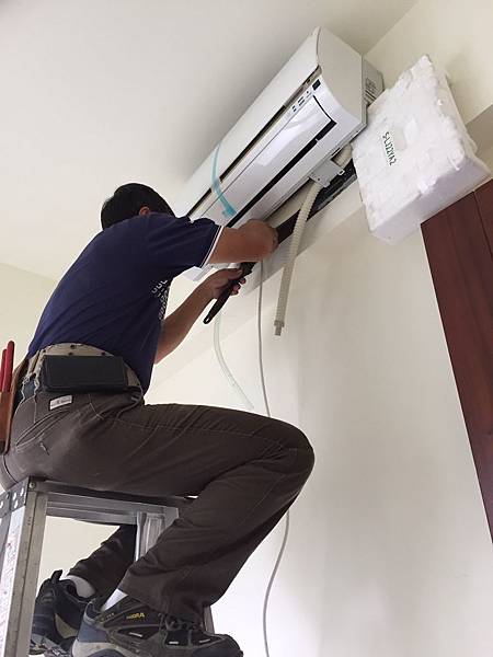 惠宇新觀 裝潢收尾、冷氣安裝 (16).jpg