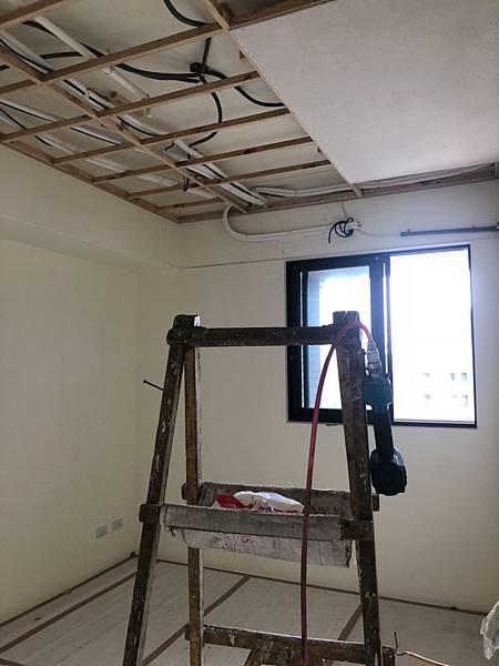 惠宇澄品住宅設計 女孩房空間天花板燈具迴路配線完成.jpg 惠宇澄品住宅設計 女孩房空間天花板燈具迴路配線完成.jpg
