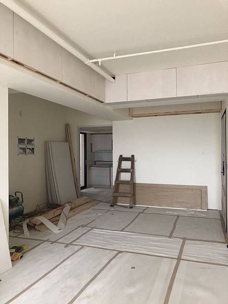 惠宇澄品住宅設計 客廳空間天花板矽酸鈣封板施工進度紀錄.jpg