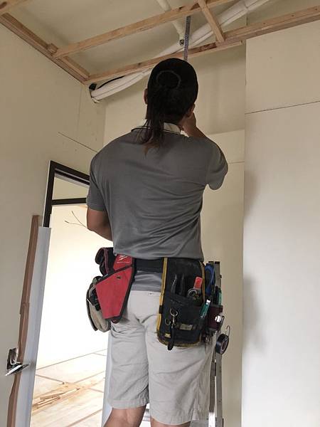 惠宇澄品住宅設計 灑水頭長度修改施工中.jpg 惠宇澄品住宅設計 灑水頭長度修改施工中.jpg