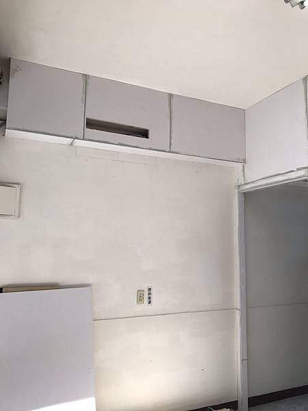 公益路女子美容店面裝潢 (3).jpg 公益路女子美容店面裝潢 (3).jpg