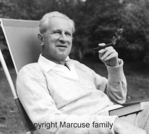 Herbert_Marcuse_in_Newton%2C_Massachusetts_1955.jpg