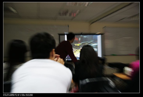 2009-12-8-映葉攝影初階人像11.jpg 2009-12-8-映葉攝影初階人像11.jpg