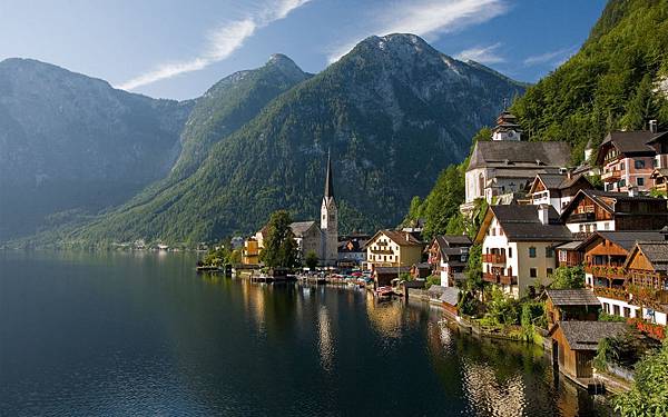 1200px-Hallstatt_300.jpg