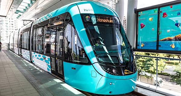 輕軌.jpg 輕軌.jpg