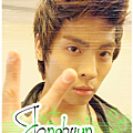 SHINeejonghyun.png