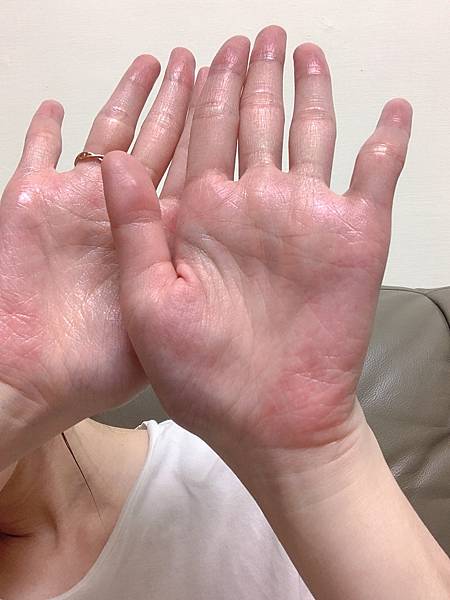 女人知己試用大隊,口碑行銷,部落客行銷,FLEUR CUI繁花萃 金萃賦活油,FLEUR CUI 金萃賦活油,繁花萃 金萃賦活油,小金瓶,舒緩疲倦的肌膚,臉部保養油,鎖水保濕,撫平細紋,天然精油香氣，可紓緩壓力,防止肌膚老化