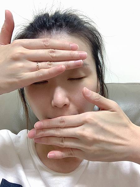 女人知己試用大隊,口碑行銷,部落客行銷,FLEUR CUI繁花萃 金萃賦活油,FLEUR CUI 金萃賦活油,繁花萃 金萃賦活油,小金瓶,舒緩疲倦的肌膚,臉部保養油,鎖水保濕,撫平細紋,天然精油香氣，可紓緩壓力,防止肌膚老化