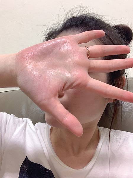 女人知己試用大隊,口碑行銷,部落客行銷,FLEUR CUI繁花萃 金萃賦活油,FLEUR CUI 金萃賦活油,繁花萃 金萃賦活油,小金瓶,舒緩疲倦的肌膚,臉部保養油,鎖水保濕,撫平細紋,天然精油香氣，可紓緩壓力,防止肌膚老化