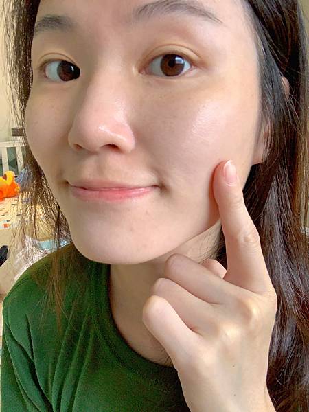 提升膚質的細緻妝感、夏天的隔離模式就交給 → POETRYD 試用