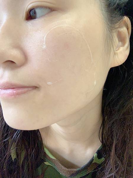 【懶人清潔用品推薦】洗淨同時補足水分 讓肌膚保濕不間斷→ 試用