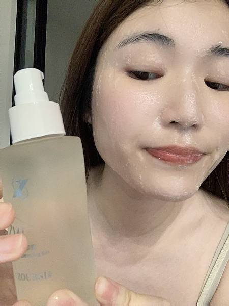 夏季清爽保養換膚推薦→ ZOURSI佐思 煥膚精華三件式套組 試用