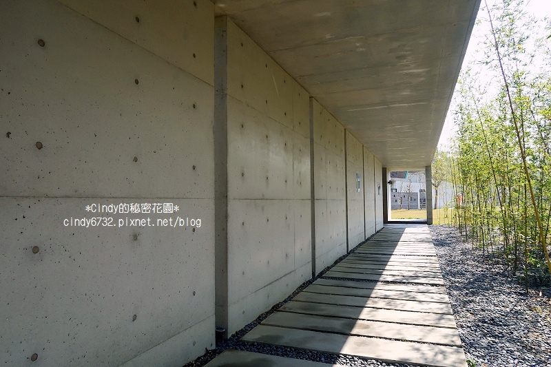 【南投草屯】毓繡美術館|山林裡的絕美藝術館,2016年台灣建築獎首獎,第一間當代寫實藝術美術館,採預約制,草屯一日遊! 【南投草屯】毓繡美術館|山林裡的絕美藝術館,2016年台灣建築獎首獎,第一間當代寫實藝術美術館,採預約制,草屯一日遊!