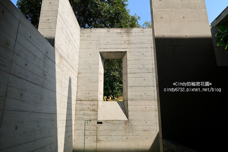 【南投草屯】毓繡美術館|山林裡的絕美藝術館,2016年台灣建築獎首獎,第一間當代寫實藝術美術館,採預約制,草屯一日遊! 【南投草屯】毓繡美術館|山林裡的絕美藝術館,2016年台灣建築獎首獎,第一間當代寫實藝術美術館,採預約制,草屯一日遊!