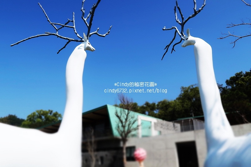 【南投草屯】毓繡美術館｜山林裡的絕美藝術館，2016年台灣建築獎首獎，第一間當代寫實藝術美術館，採預約制，草屯一日遊！