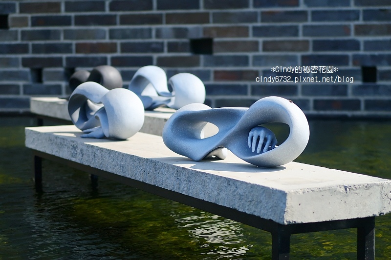 【南投草屯】毓繡美術館|山林裡的絕美藝術館,2016年台灣建築獎首獎,第一間當代寫實藝術美術館,採預約制,草屯一日遊! 【南投草屯】毓繡美術館|山林裡的絕美藝術館,2016年台灣建築獎首獎,第一間當代寫實藝術美術館,採預約制,草屯一日遊!