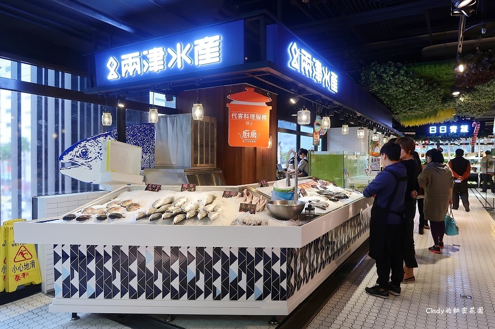 台中西區 第六市場 第一家百貨公司裡的菜市場 乾淨舒適的採買空間 傳統市場也可以很文青 金典綠園道3樓 Cindy的秘密花園 台中西區 第六市場 第一家百貨公司裡的菜市場 乾淨舒適的採買空間 傳統市場也可以很文青 金典綠園道3樓 Cindy的秘密花園