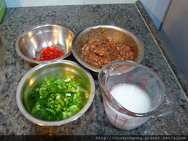 香蔥肉醋麵 - 材料 香蔥肉醋麵 - 材料
