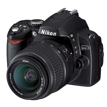 NIKON D40