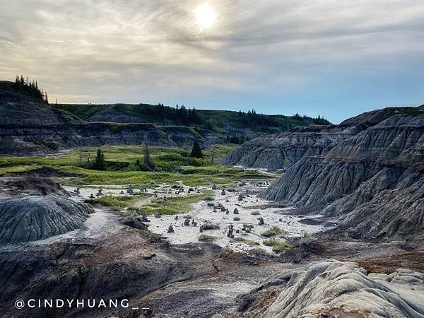 加拿大旅遊｜卡加利景點Drumheller—全世界最大的恐龍