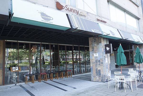 Sunny Cafe - 17 Sunny Cafe - 17