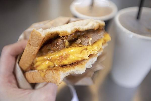 伍梗肉蛋吐司 - 6