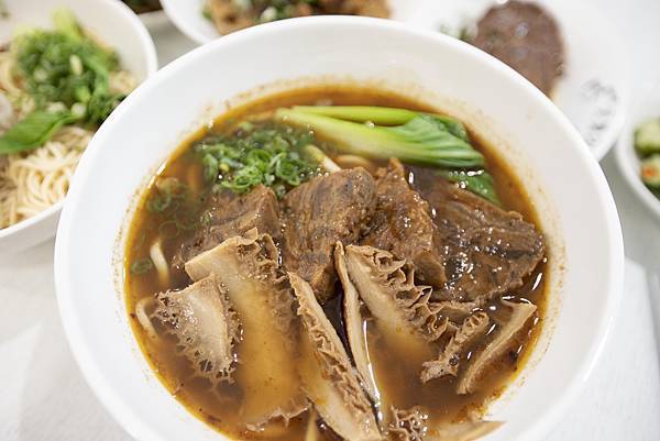 天東 86 牛肉麵 (天母總店) - 5 天東 86 牛肉麵 (天母總店) - 5