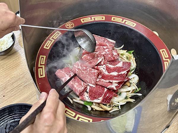 老張家自助石頭火鍋