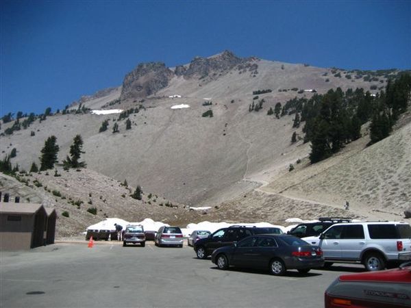 Lassen Peak Trail入口