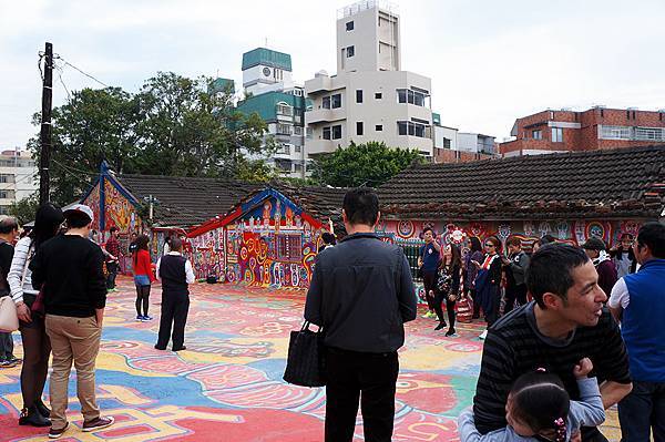 台中彩虹眷村1-之眼花瞭亂.jpg