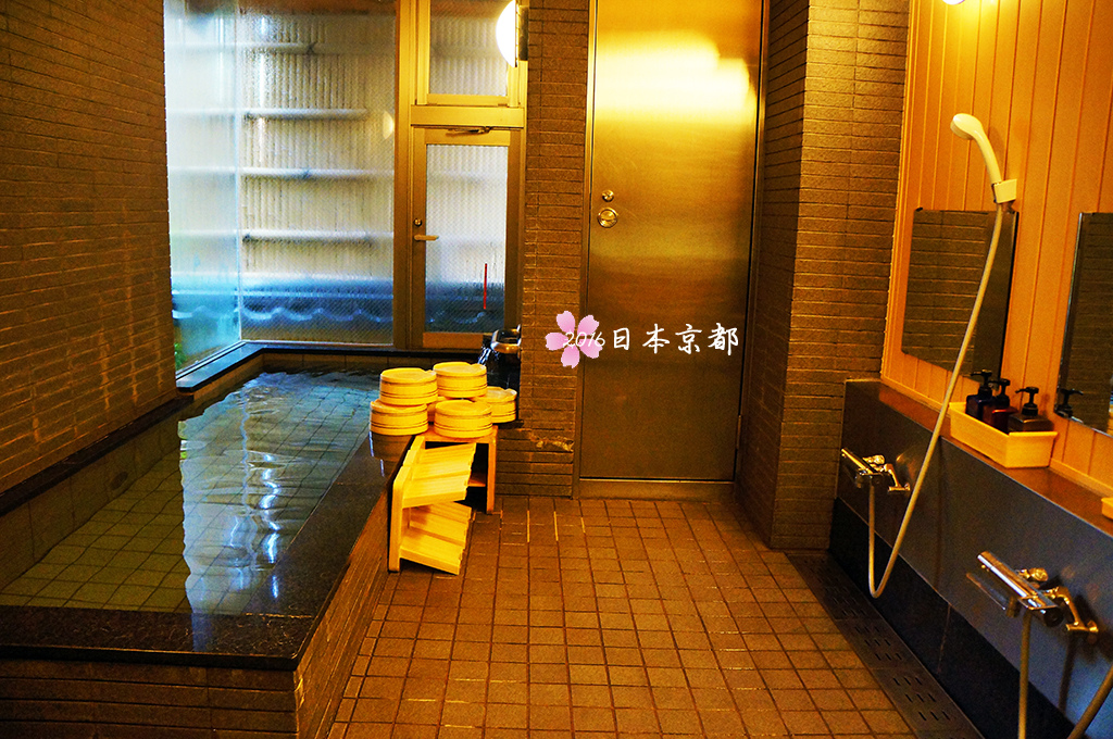 0331-010京乃宿加ぎ平二樓大浴場大概這麼大.jpg