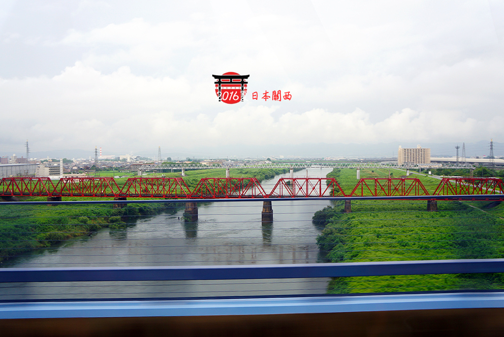 0713-023美麗的紅色鐵道橋台灣少見了.jpg