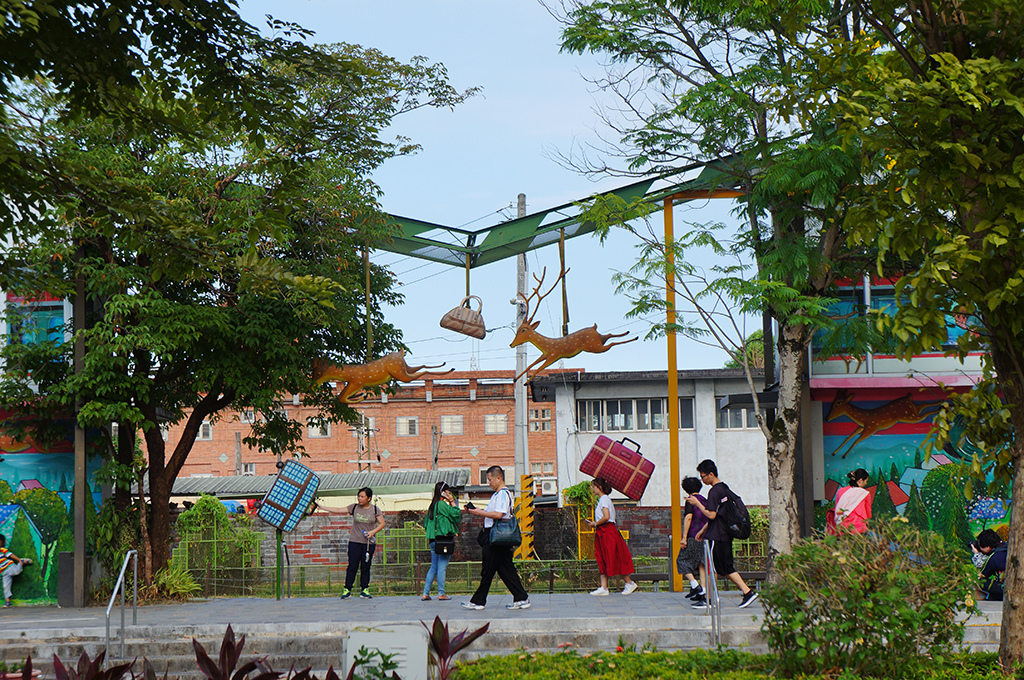 宜蘭市12道路對面看幾米公園.jpg