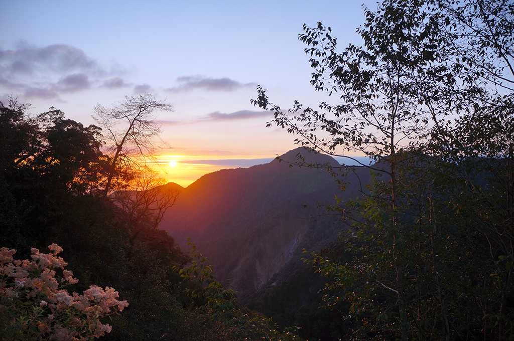 台中和平_美麗的大雪山6-夕陽.jpg