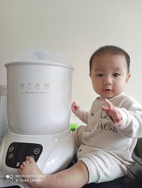 /tmp/phpfSIKA7 /tmp/phpfSIKA7