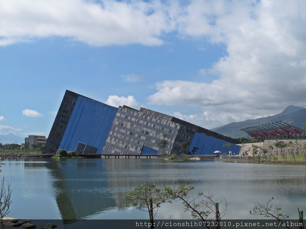 蘭陽博物館全景.JPG