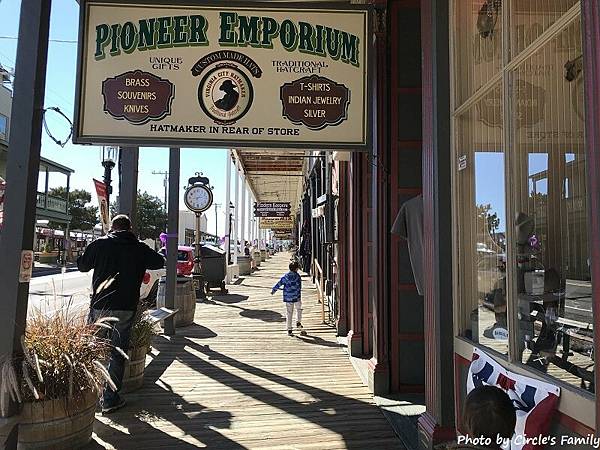 佛吉尼亞小鎮 (23).jpg