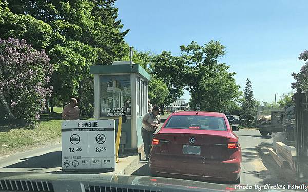 魁北克 水晶瀑布 Montmorency Falls.高 魁北克 水晶瀑布 Montmorency Falls.高